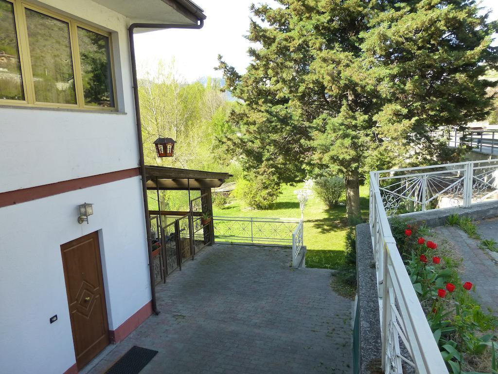 Hotel Beau Sejour Giampietro Andrea Sarre Exterior photo