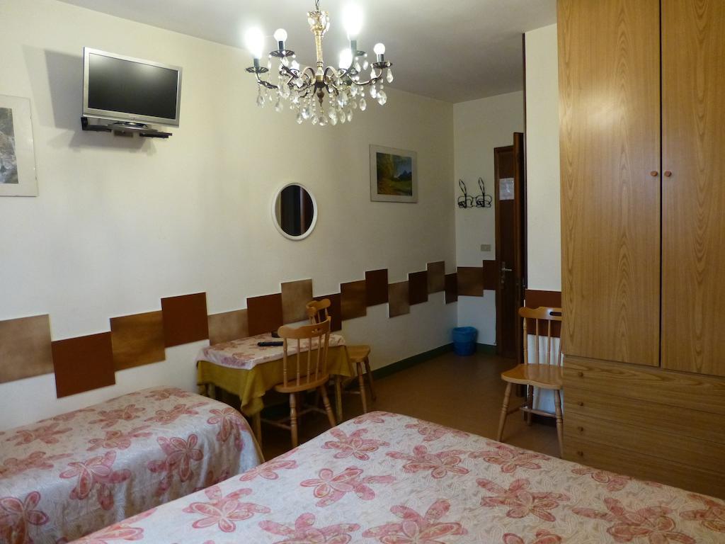 Hotel Beau Sejour Giampietro Andrea Sarre Exterior photo