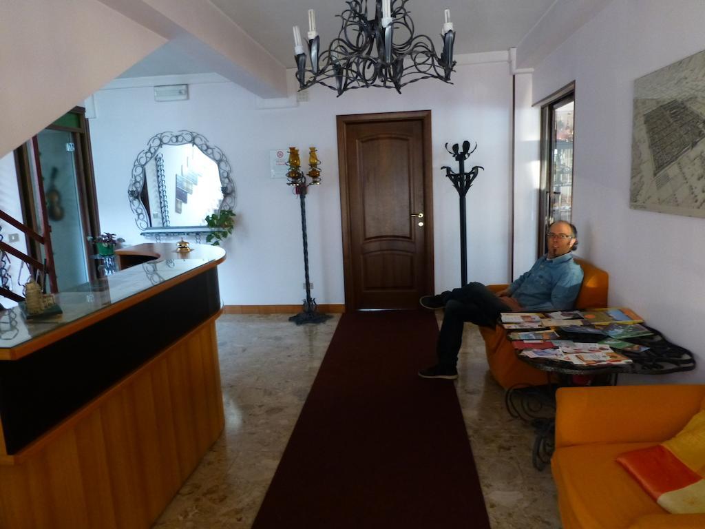 Hotel Beau Sejour Giampietro Andrea Sarre Exterior photo