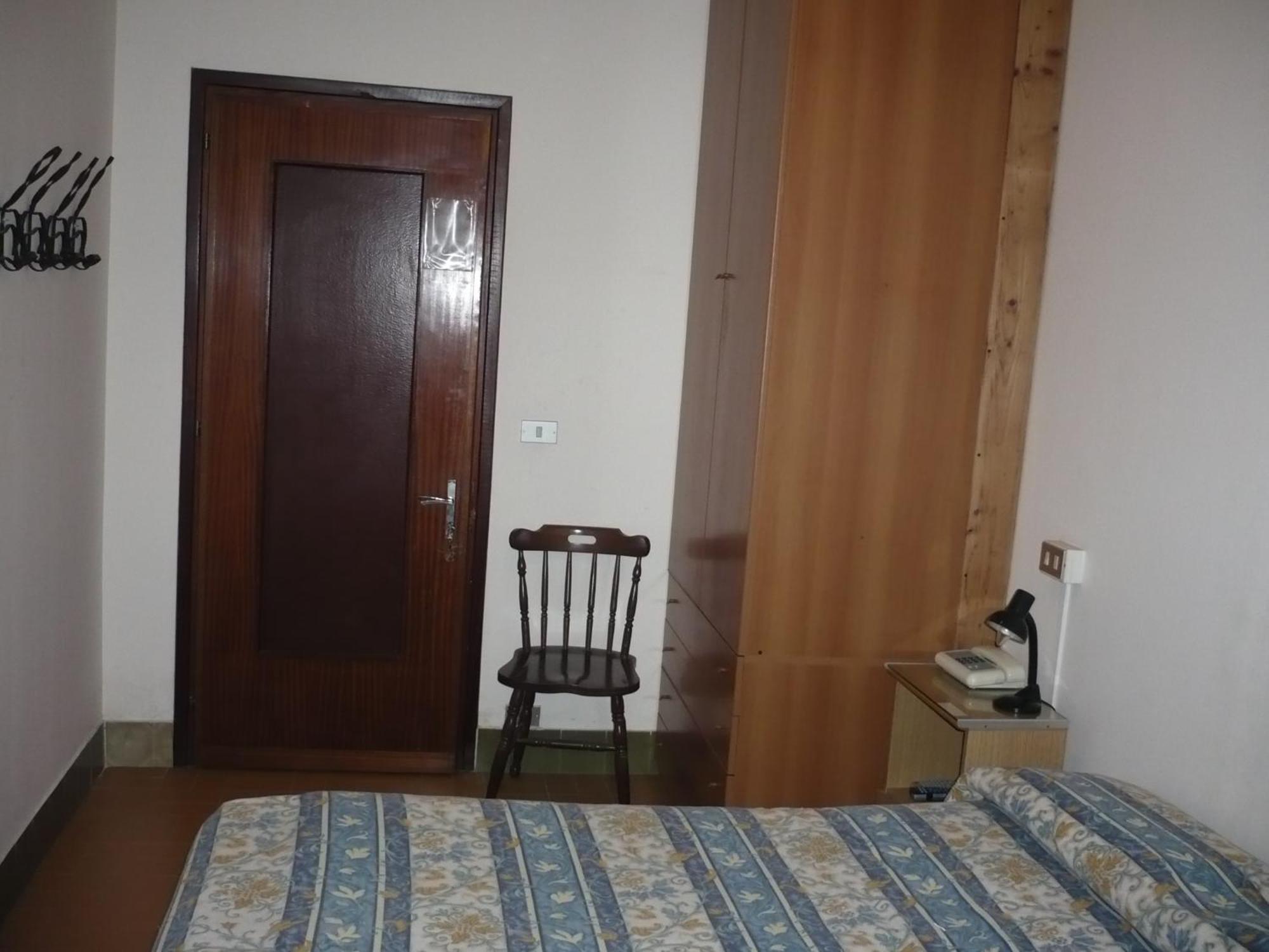 Hotel Beau Sejour Giampietro Andrea Sarre Room photo